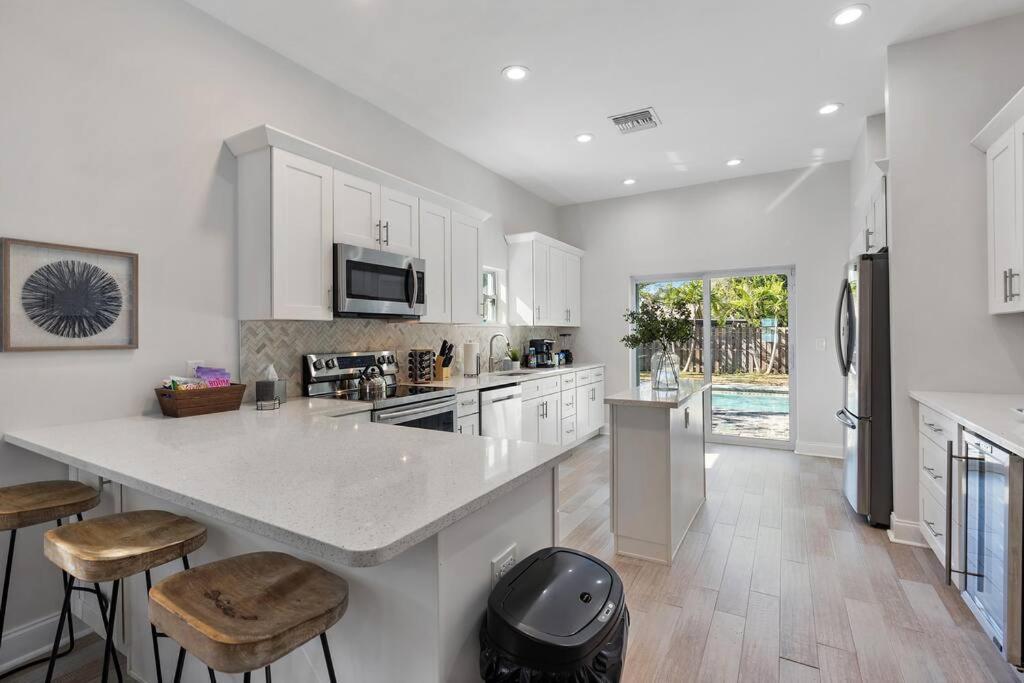 فيلا ساراسوتافي Florida Getaway With Backyard Pool Oasis المظهر الخارجي الصورة
